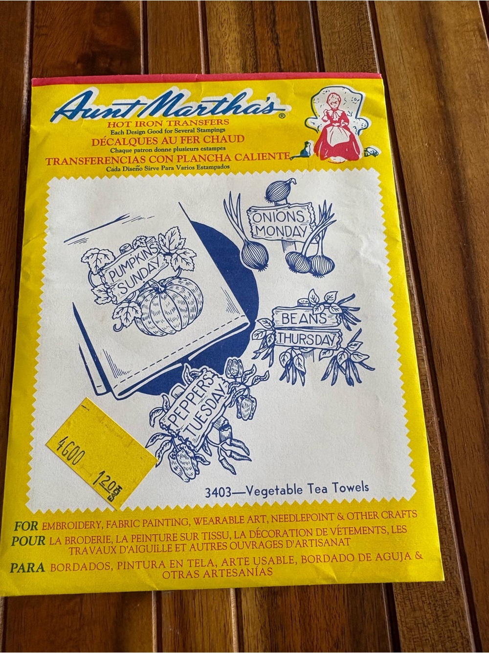Aunt Martha's 3403 vegetable tea towels embroidery hot iron transfer
